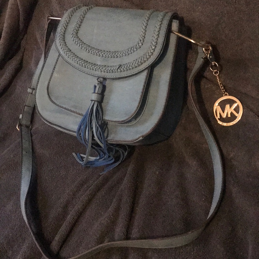 Cross body micheal kors purse